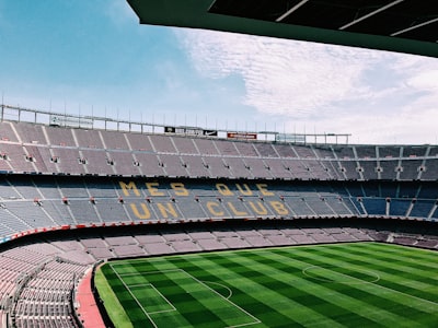 دوريأبطالأوروبا2023نصفالنهائيمعاركأسطوريةوتوقعاتمثيرة